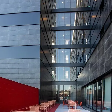 Residencia Universitaria Resa San Mames *