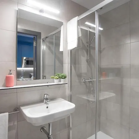 Residencia Universitaria Resa San Mames Daire *