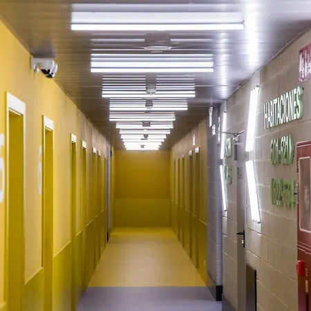 Residencia Universitaria Resa San Mames Апартаменты *